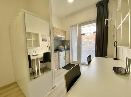 . | Pronájem bytu, 1+kk, 19 m²