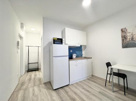 Pronájem bytu, 2+1, 36 m²