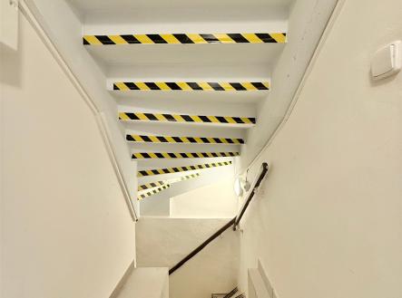 . | Pronájem - kanceláře, 120 m²