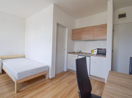 . | Pronájem bytu, 1+kk, 17 m²