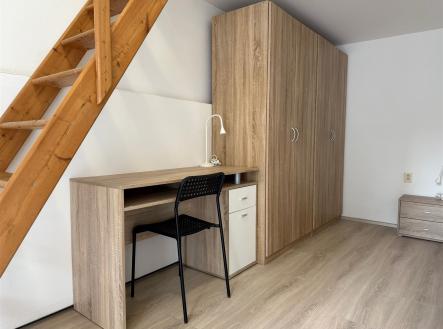 . | Pronájem bytu, 1+1, 24 m²