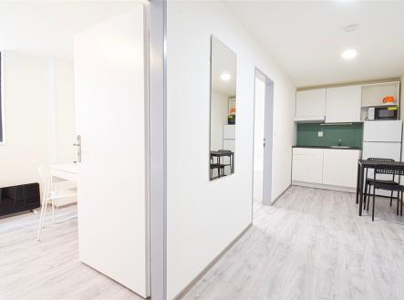 . | Pronájem bytu, 2+1, 32 m²