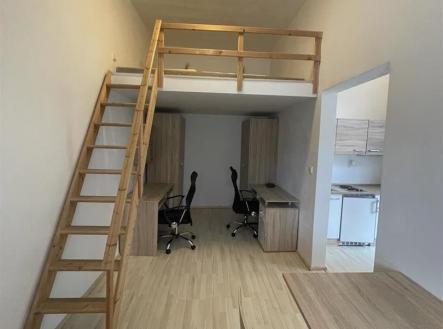 . | Pronájem bytu, 1+kk, 23 m²