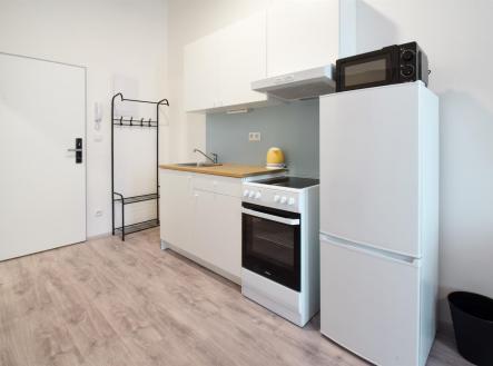 . | Pronájem bytu, 1+kk, 28 m²