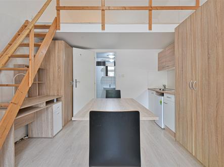 . | Pronájem bytu, 1+kk, 18 m²