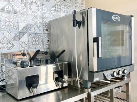 . | Pronájem - restaurace, 60 m²