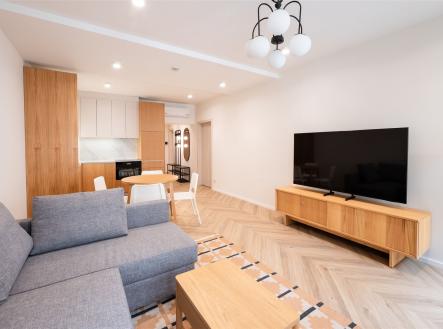 . | Pronájem bytu, 2+kk, 66 m²