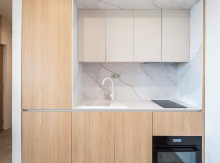 . | Pronájem bytu, 1+kk, 28 m²