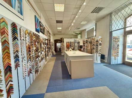 . | Pronájem - obchodní prostor, 190 m²