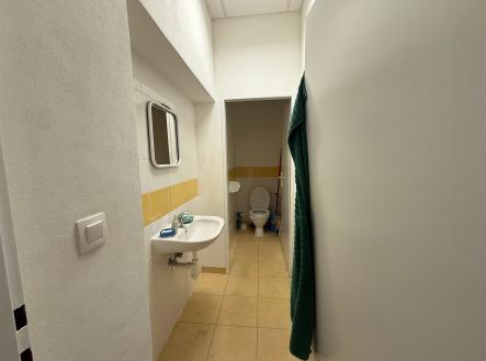 . | Pronájem - obchodní prostor, 190 m²