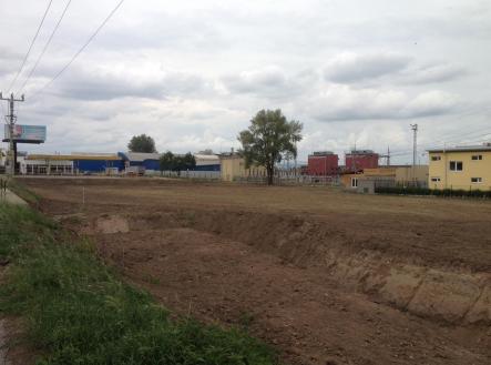 . | Pronájem - pozemek pro komerční výstavbu, 8 500 m²