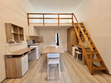 . | Pronájem bytu, 1+kk, 24 m²