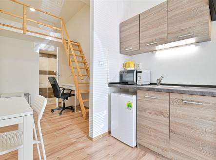 . | Pronájem bytu, 1+kk, 21 m²