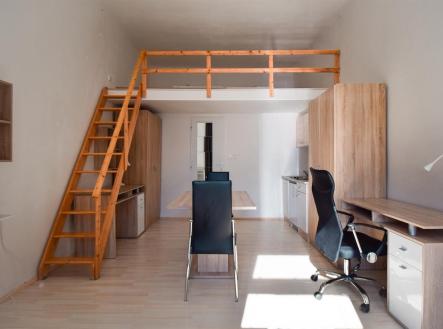 . | Pronájem bytu, 1+kk, 24 m²