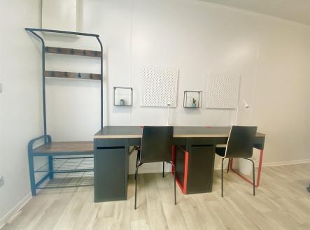 . | Pronájem bytu, 1+kk, 17 m²