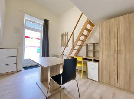 . | Pronájem bytu, 1+kk, 20 m²