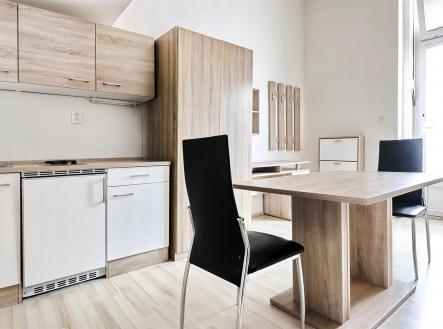 . | Pronájem bytu, 1+kk, 21 m²
