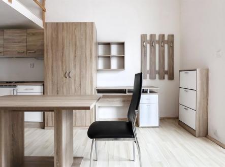 . | Pronájem bytu, 1+kk, 21 m²