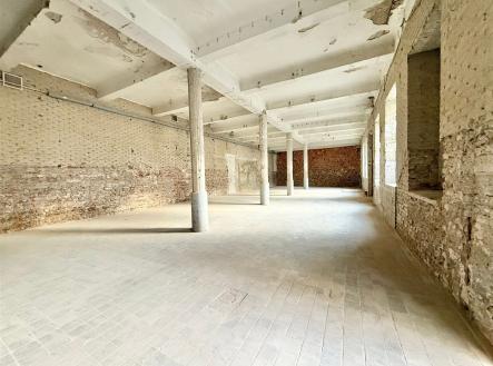 . | Pronájem - kanceláře, 500 m²