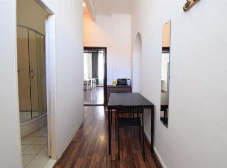 . | Pronájem bytu, 1+kk, 33 m²