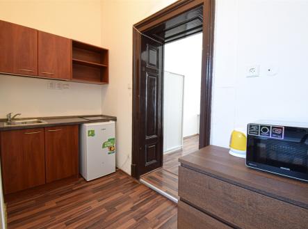 . | Pronájem bytu, 1+kk, 33 m²