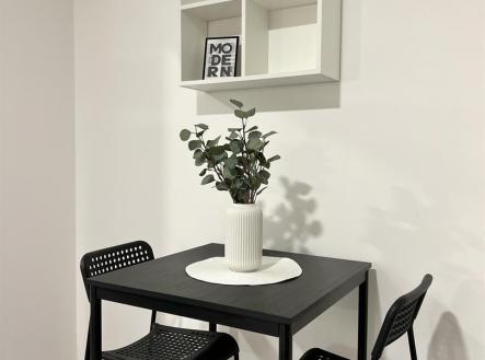 . | Pronájem bytu, 2+kk, 32 m²