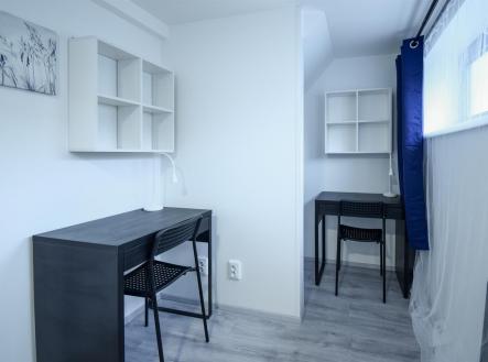 . | Pronájem bytu, 3+kk, 40 m²