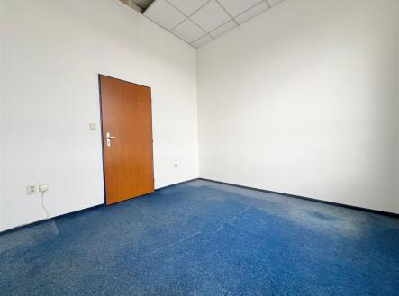 . | Pronájem - kanceláře, 18 m²