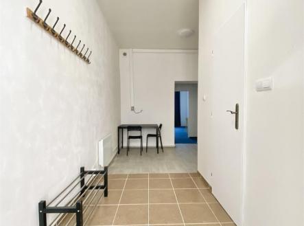 . | Pronájem bytu, 2+1, 45 m²
