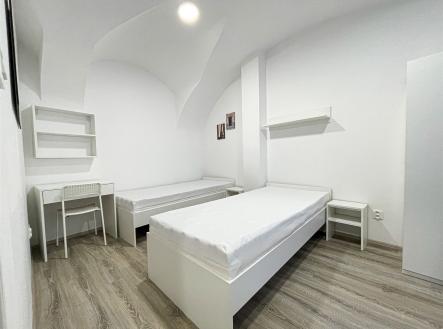 . | Pronájem bytu, 2+1, 35 m²
