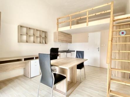. | Pronájem bytu, 1+kk, 22 m²