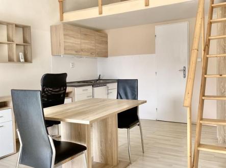. | Pronájem bytu, 1+kk, 22 m²