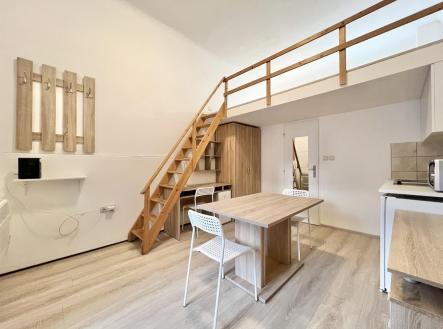 . | Pronájem bytu, 1+kk, 18 m²