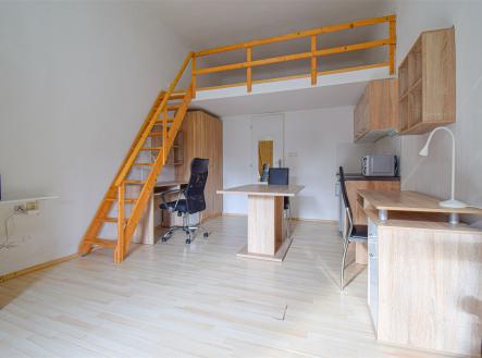. | Pronájem bytu, 1+kk, 22 m²