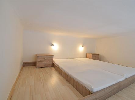 . | Pronájem bytu, 1+kk, 22 m²