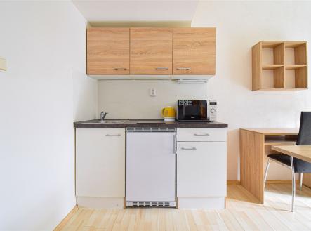 . | Pronájem bytu, 1+kk, 22 m²