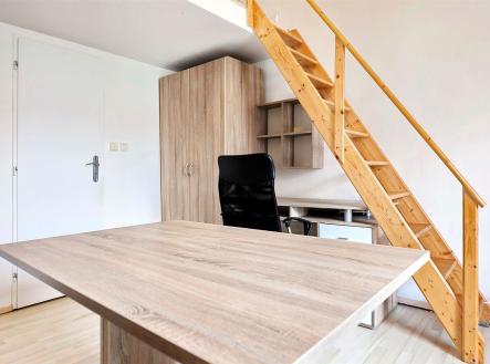 . | Pronájem bytu, 1+kk, 19 m²