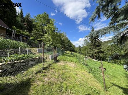 448128062-2848939101913730-7990754477878200936-n.jpg | Prodej - pozemek, zahrada, 422 m²