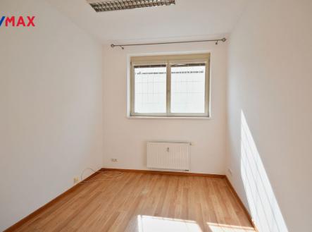 Prodej - kanceláře, 73 m²