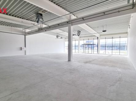 20241106-103006.jpg | Pronájem - obchodní prostor, 476 m²
