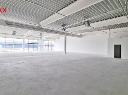 20241106-102918.jpg | Pronájem - obchodní prostor, 476 m²