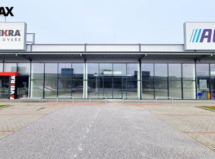 20241106-104545.jpg | Pronájem - obchodní prostor, 476 m²