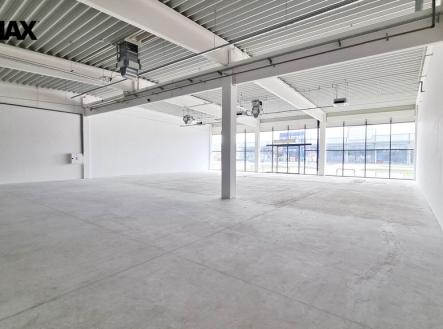 20241106-103006.jpg | Pronájem - obchodní prostor, 476 m²