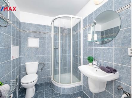 koupelna s WC | Prodej bytu, 2+kk, 49 m²