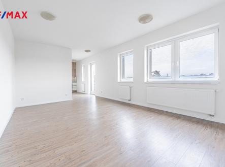 a7400937-hdr.jpg | Pronájem bytu, 1+kk, 46 m²