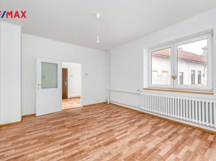 Přízemí | Prodej - dům/vila, 200 m²