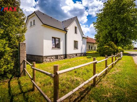 Prodej - dům/vila, 200 m² obrázek