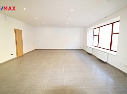 10.jpg | Pronájem - obchodní prostor, 63 m²