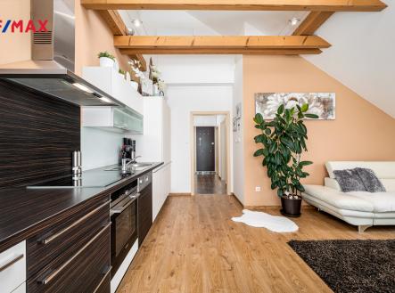 obývací pokoj s kuchyní | Prodej bytu, 3+kk, 66 m²