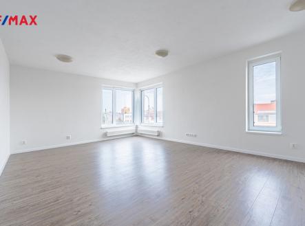 a7401133-hdr.jpg | Pronájem bytu, 1+kk, 51 m²